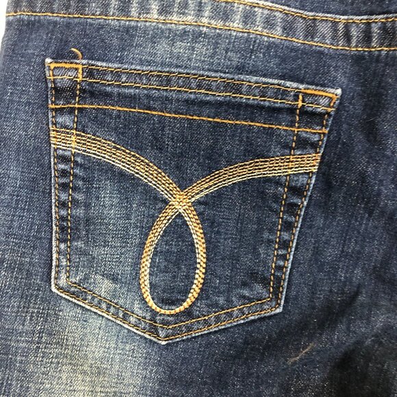 Calvin Klein Womens Denim Bermuda Shorts Size 8 Mid-Rise Casual Blue Stretchy - Picture 8 of 9